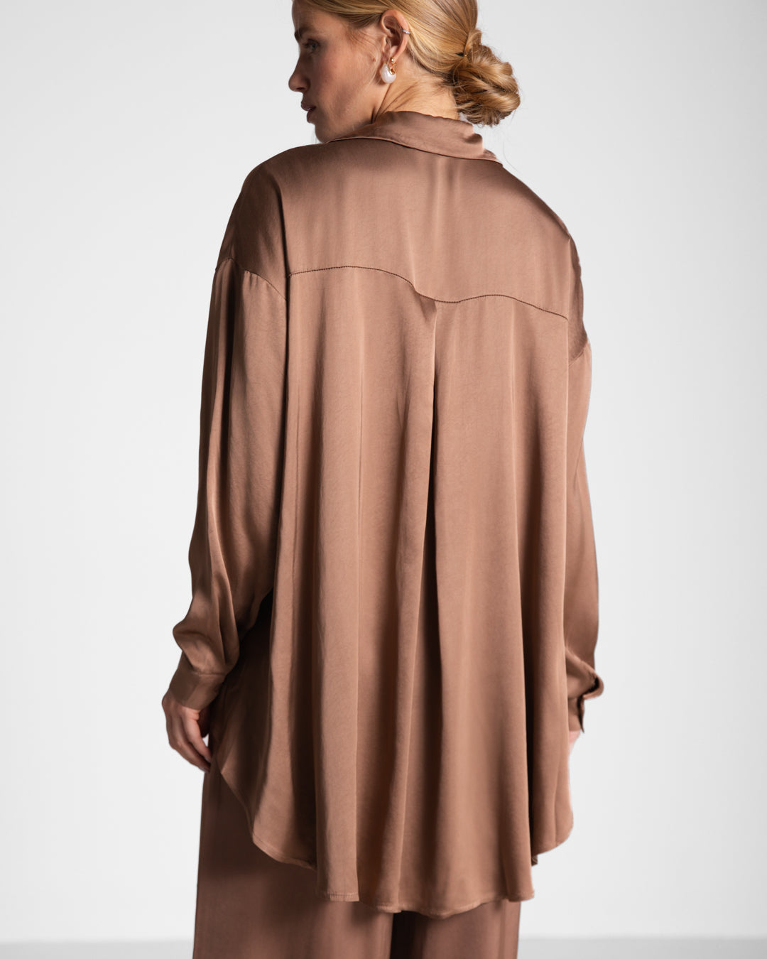 Kailin Satin Shirt | Maple