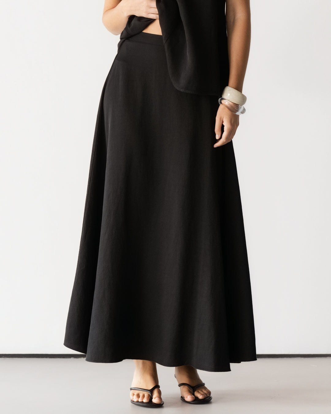 Willa Elastic Waist Skirt | Black