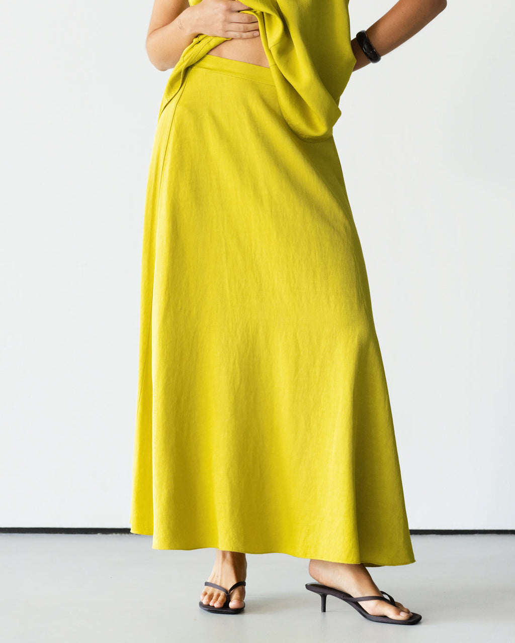 Willa Elastic Waist Skirt | Lime