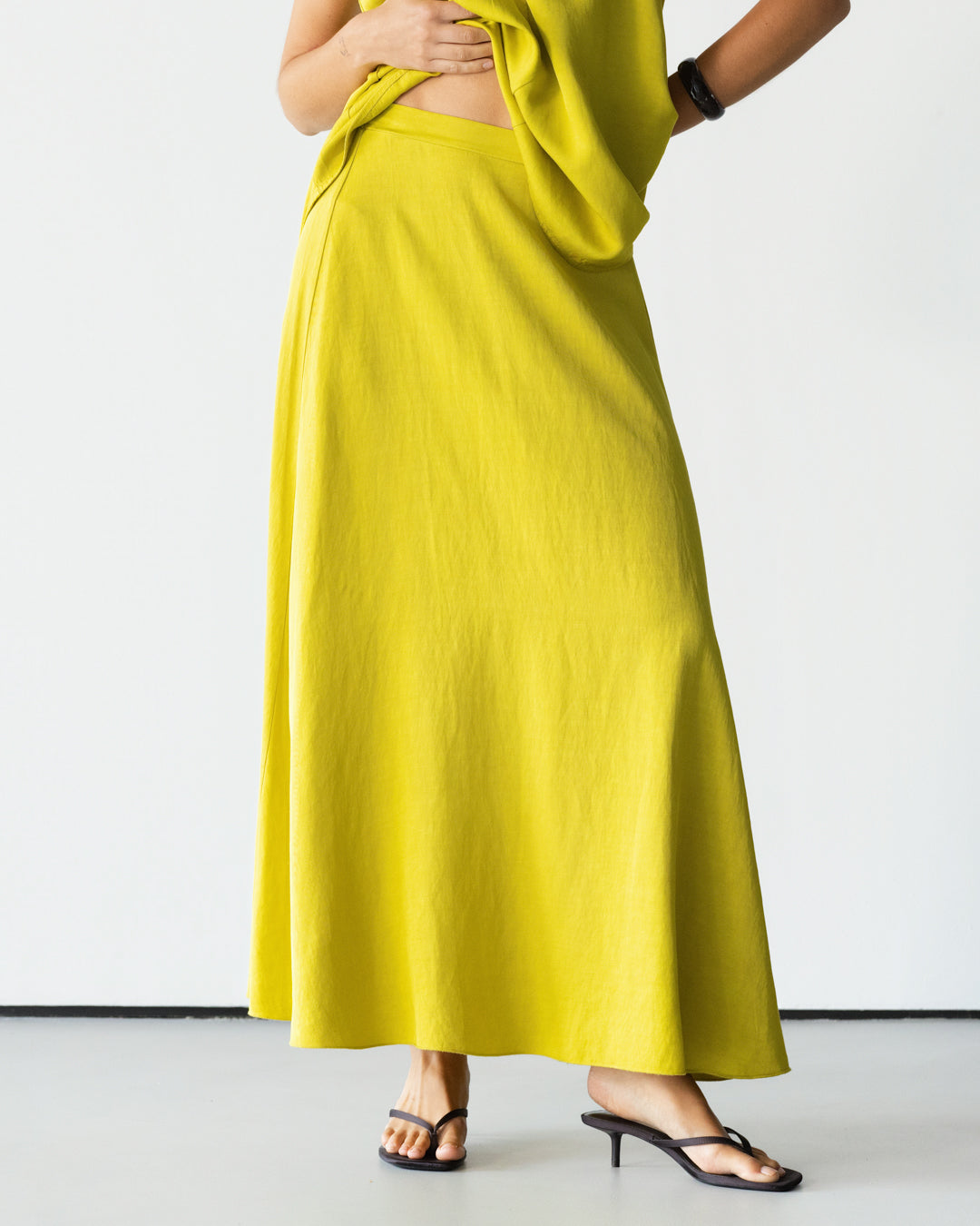 Willa Elastic Waist Skirt | Lime