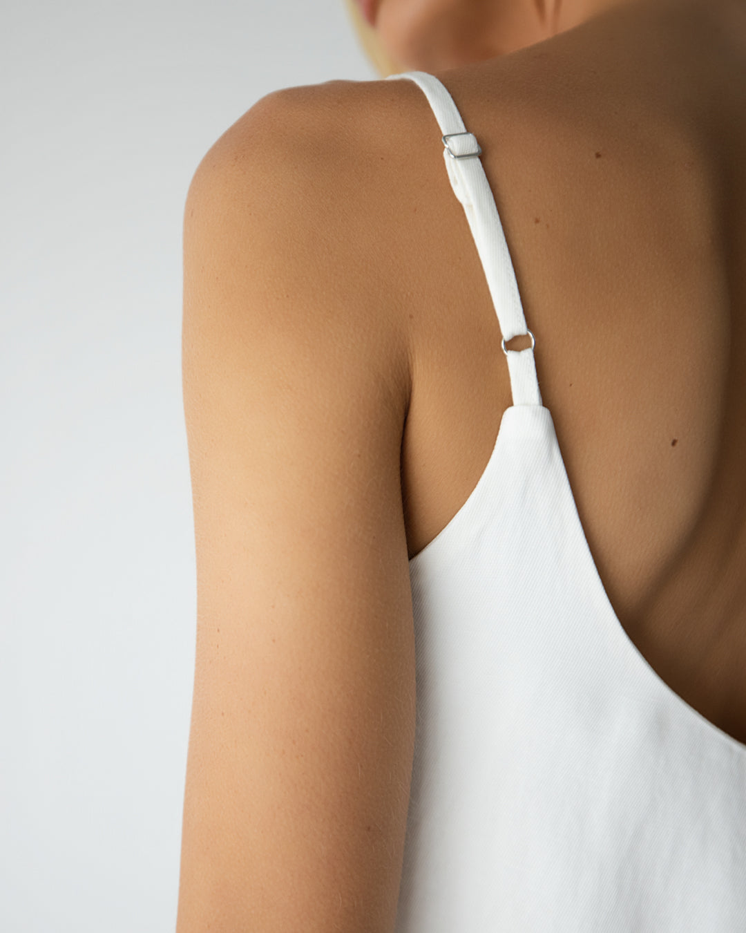 Una Cami Top | White