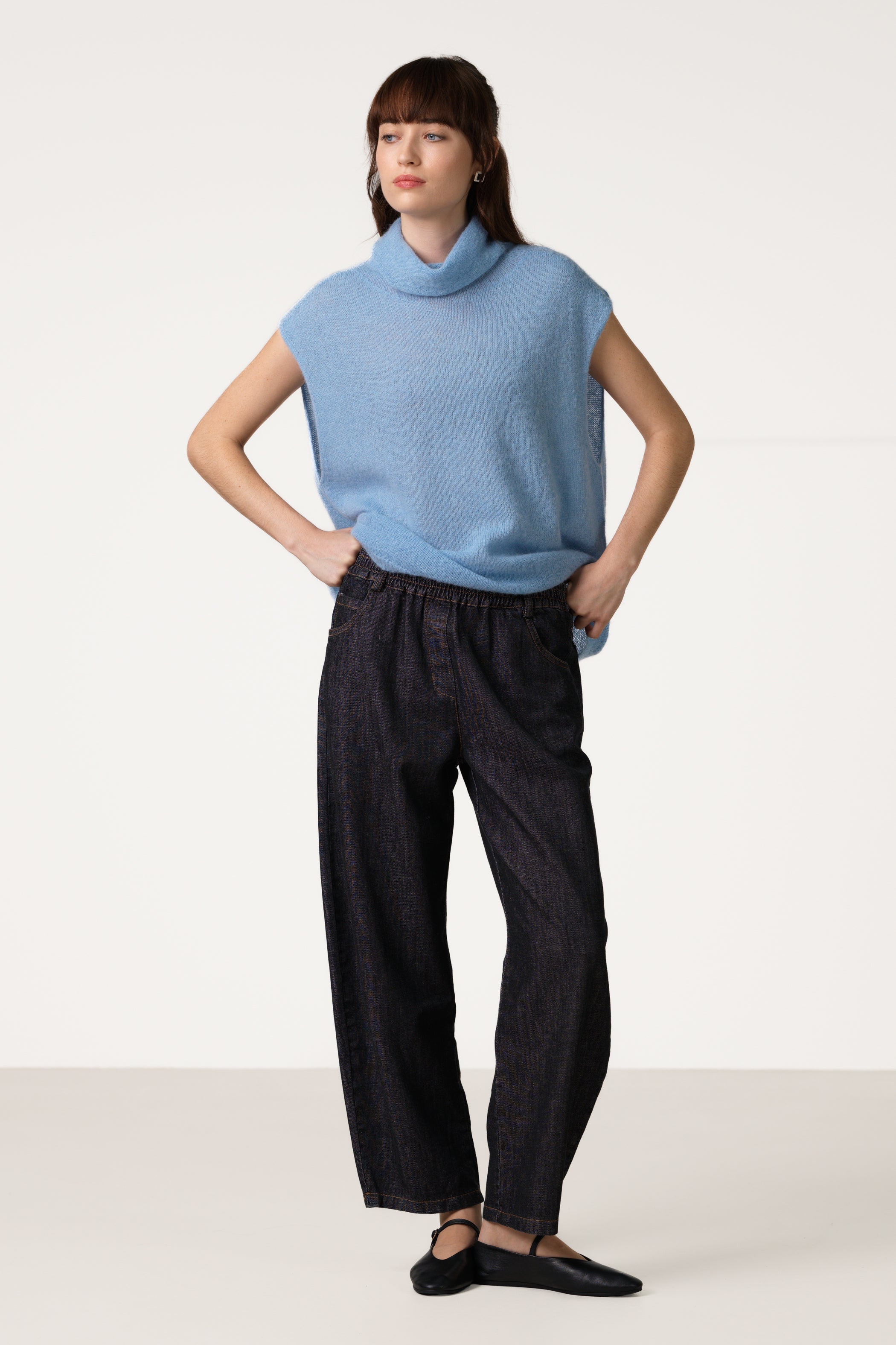 Nyx Sleeveless Turtleneck | Sky Blue | Alpaca-Wool Blend