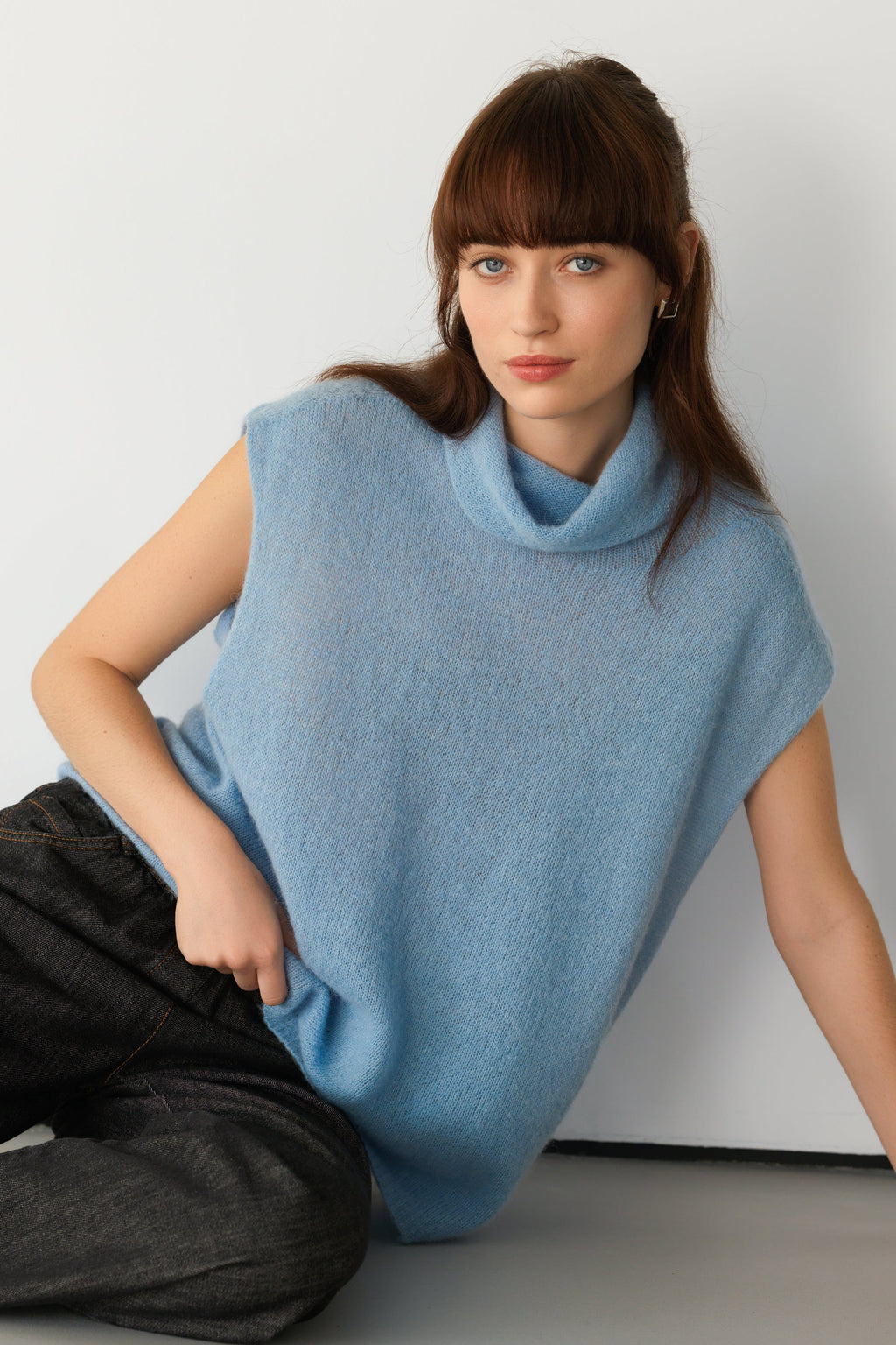 Nyx Sleeveless Turtleneck | Sky Blue | Alpaca-Wool Blend