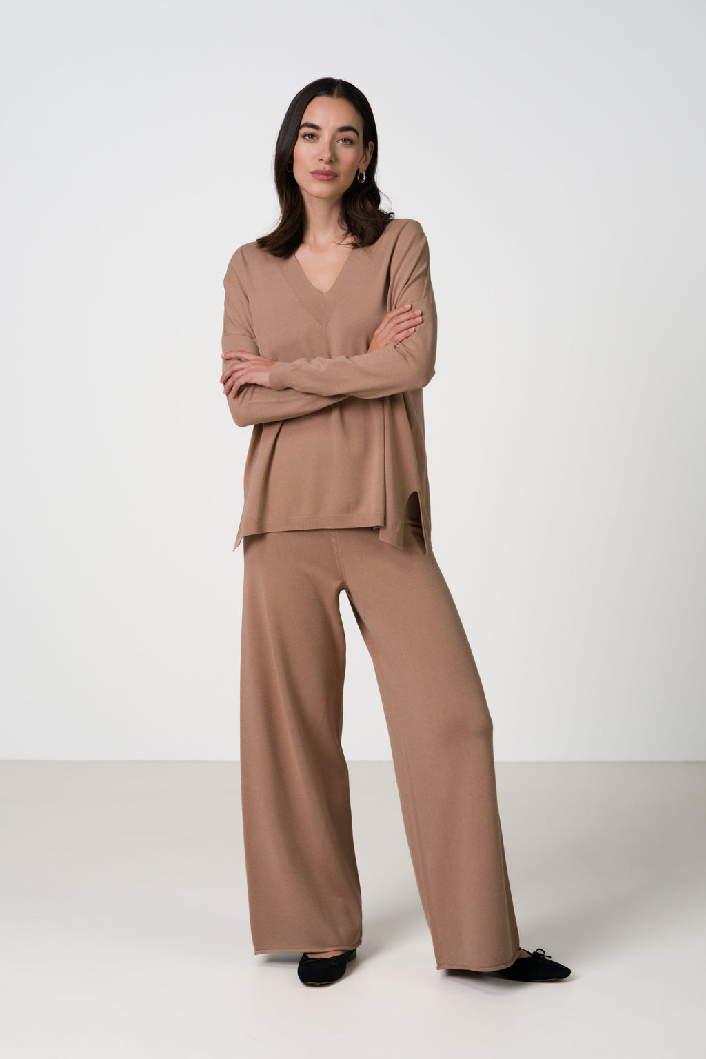 Layla V Neck Sweater | Chestnut Brown | Fine Knit