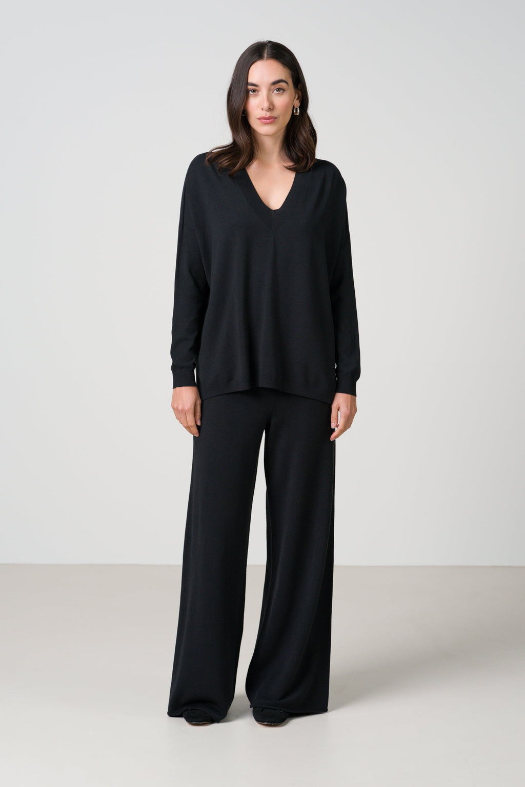 Kaia Elastic Waist Pants | Black | Fine Knit