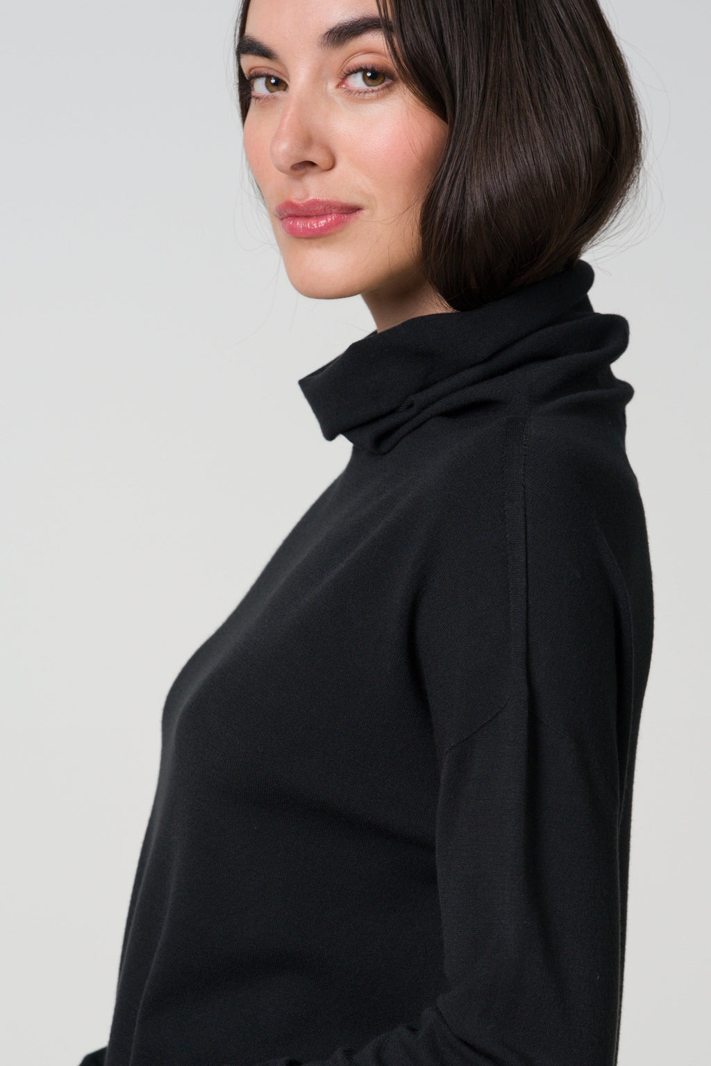Kaia Roll Neck | Black | Fine Knit