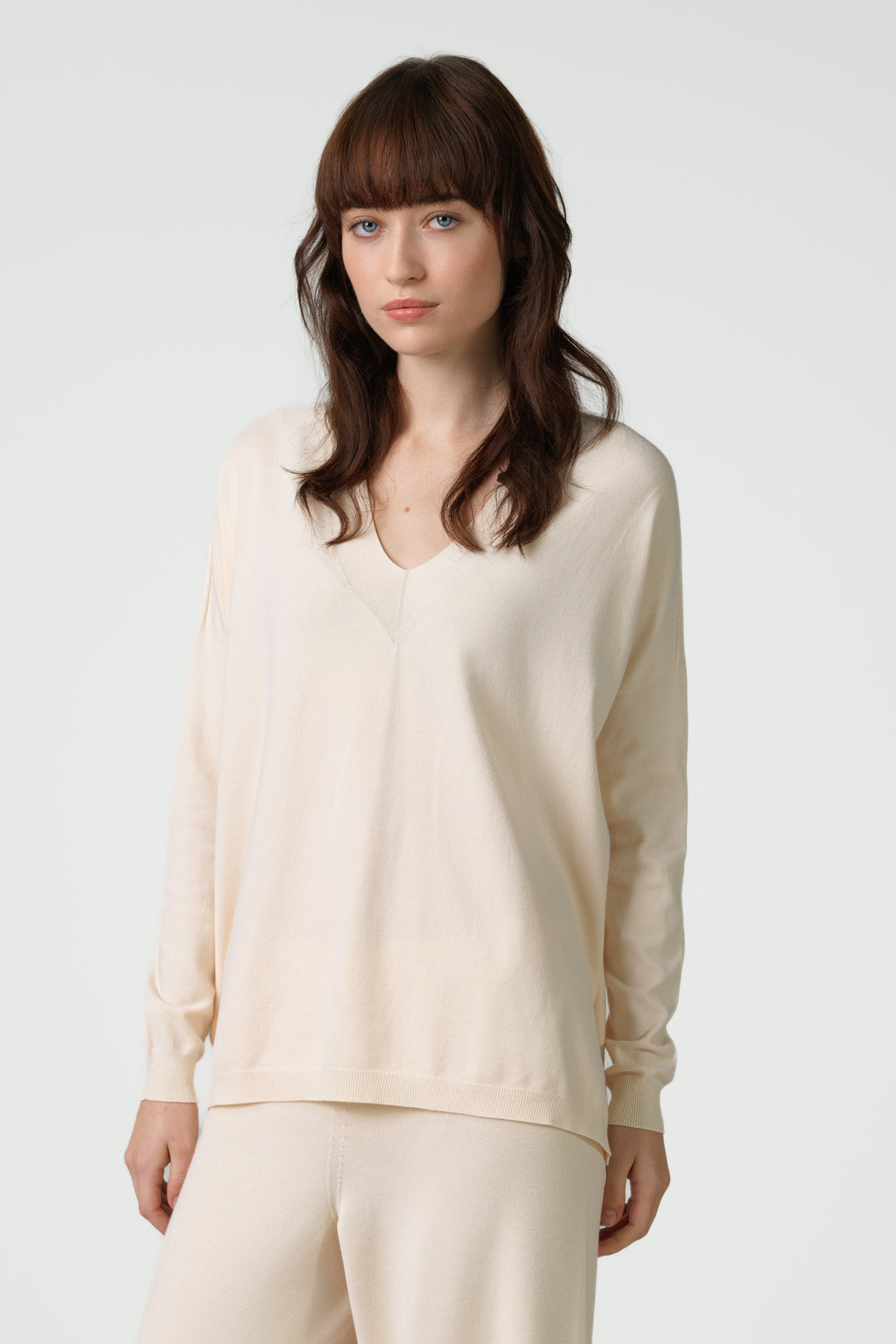 Layla V Neck Sweater | Cream | Fine Knit