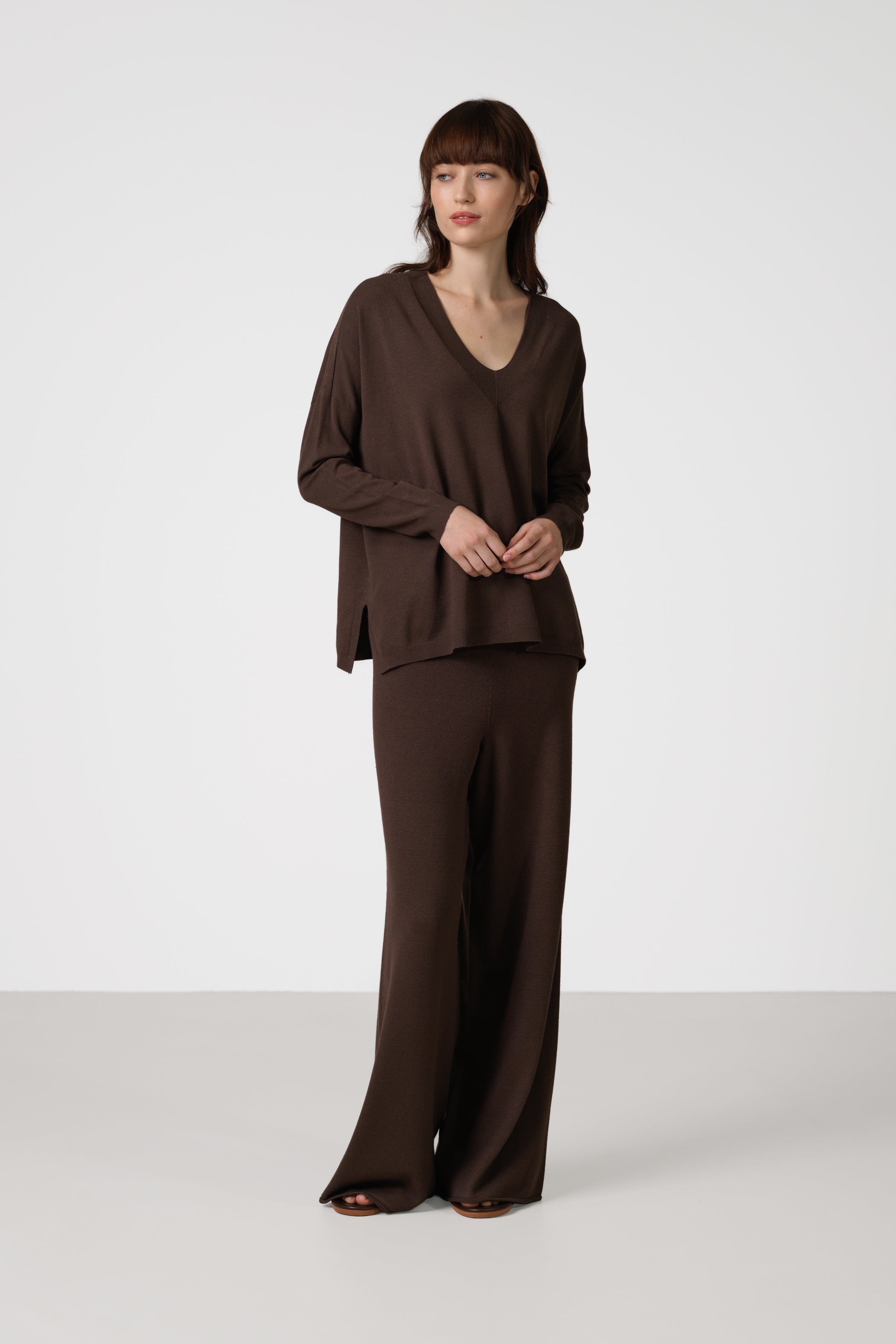 Layla V Neck Sweater | Chocolate Brown | Fine Knit