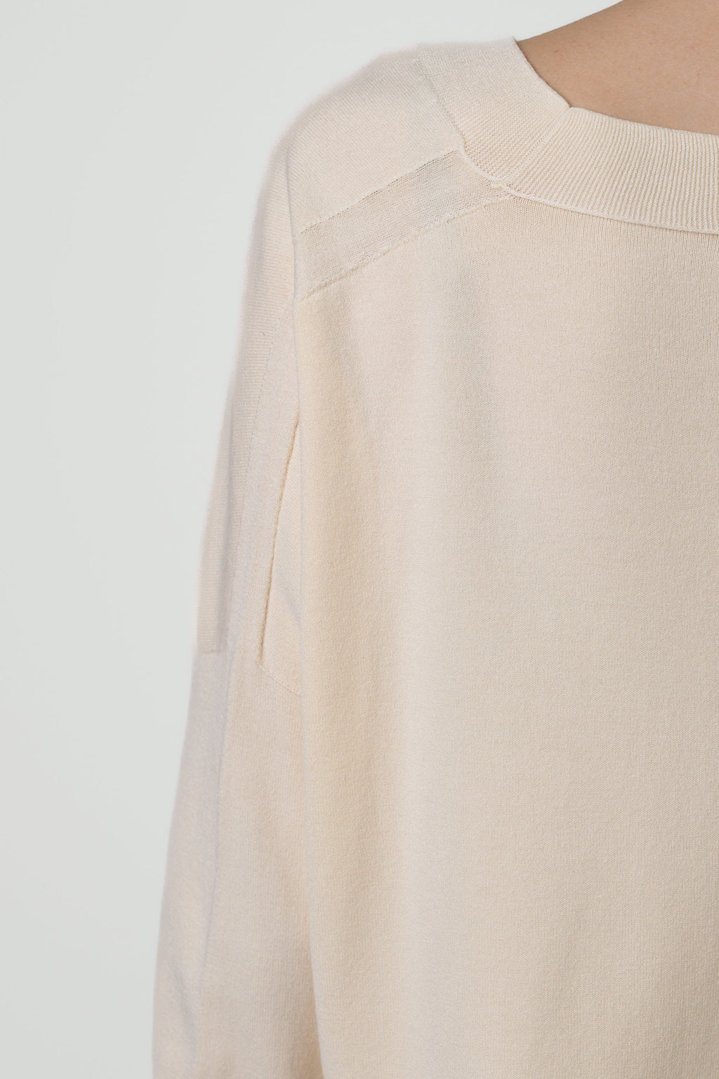 Layla V Neck Sweater | Cream | Fine Knit