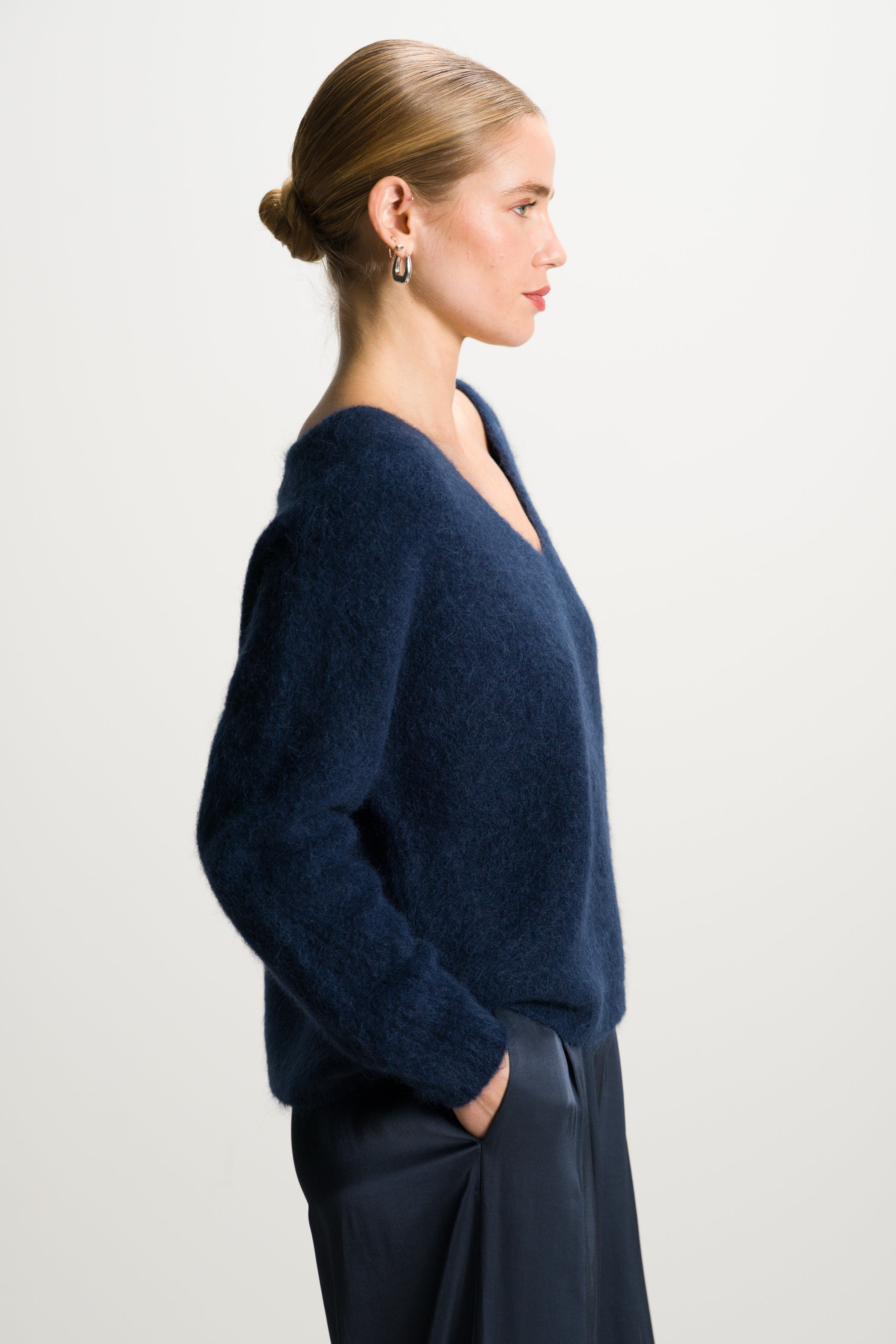 Vera V Neck Sweater | Navy | Alpaca Blend