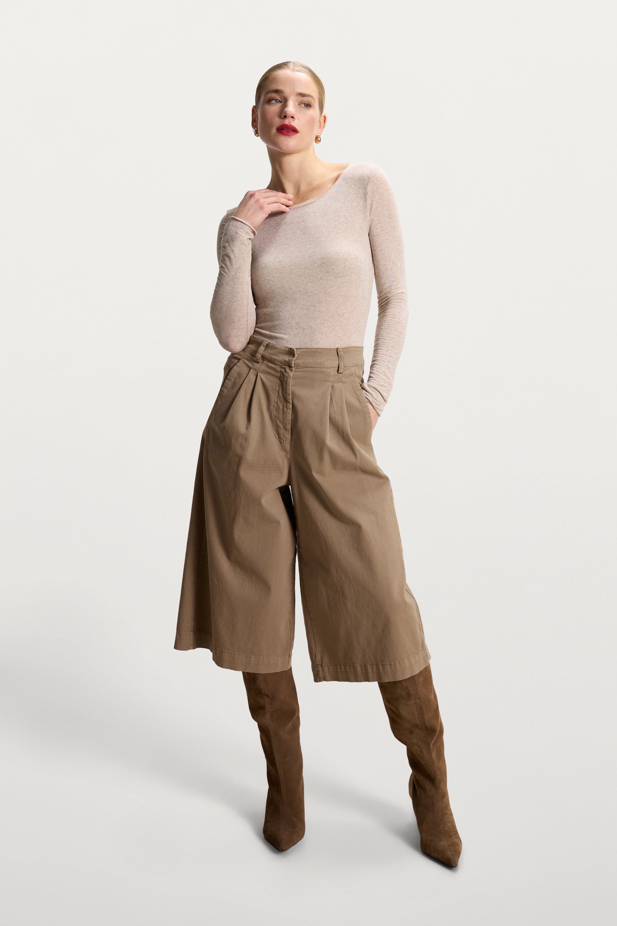 Sydney Bermuda Shorts | Taupe