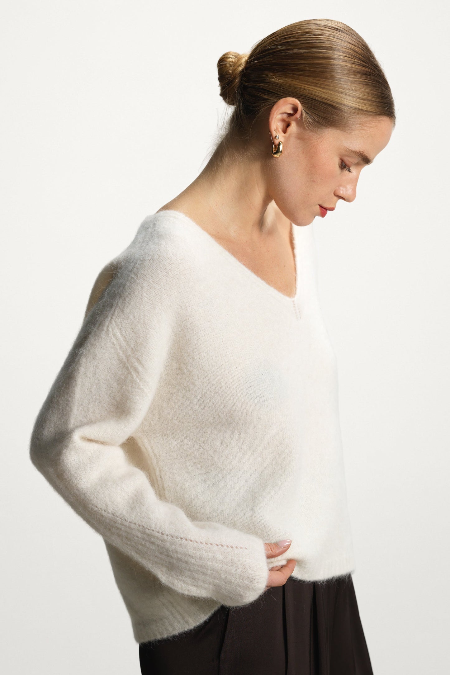 Vera V Neck Sweater | Ivory | Alpaca Blend