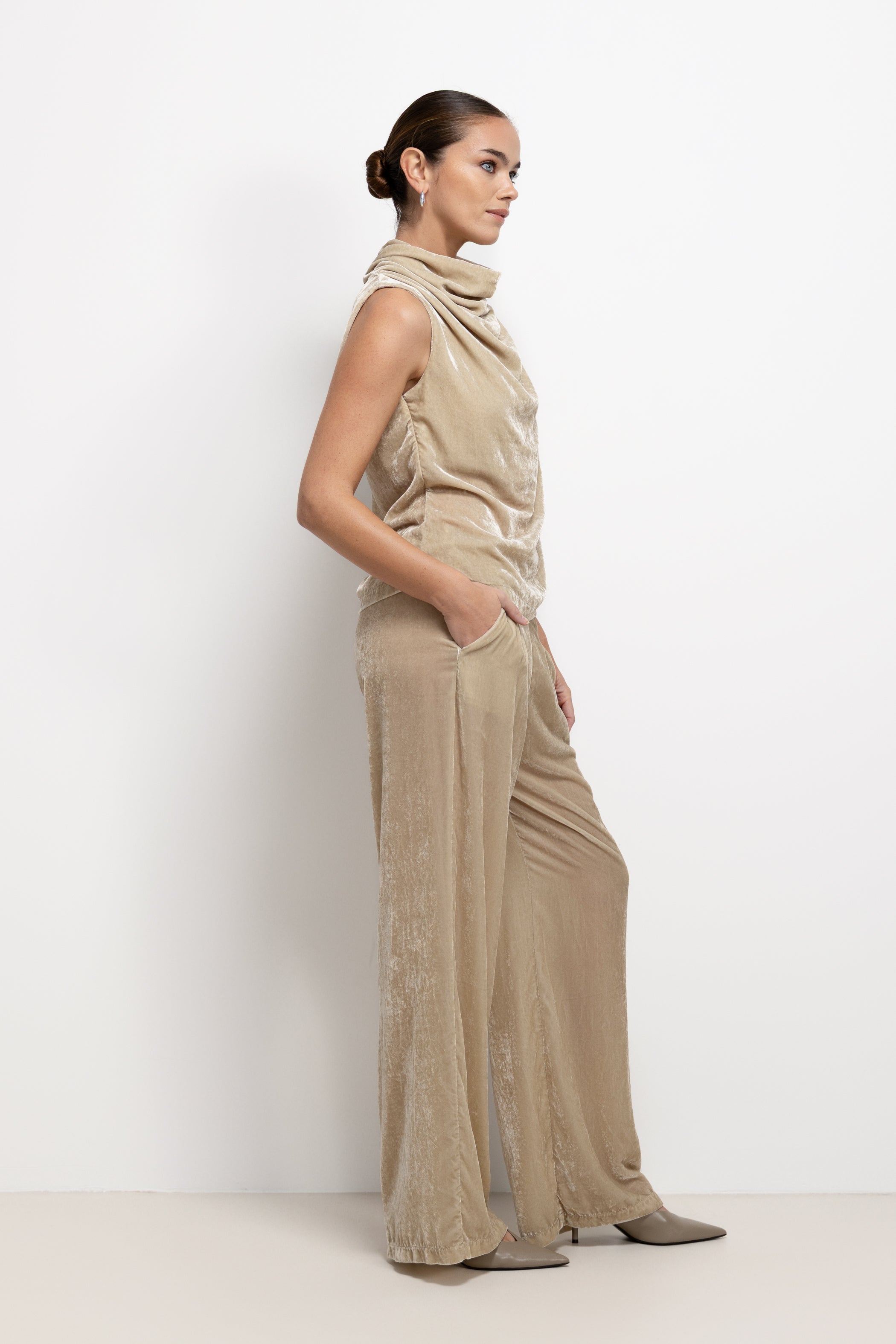 Piper Velvet Elastic Waist Trousers | Honey