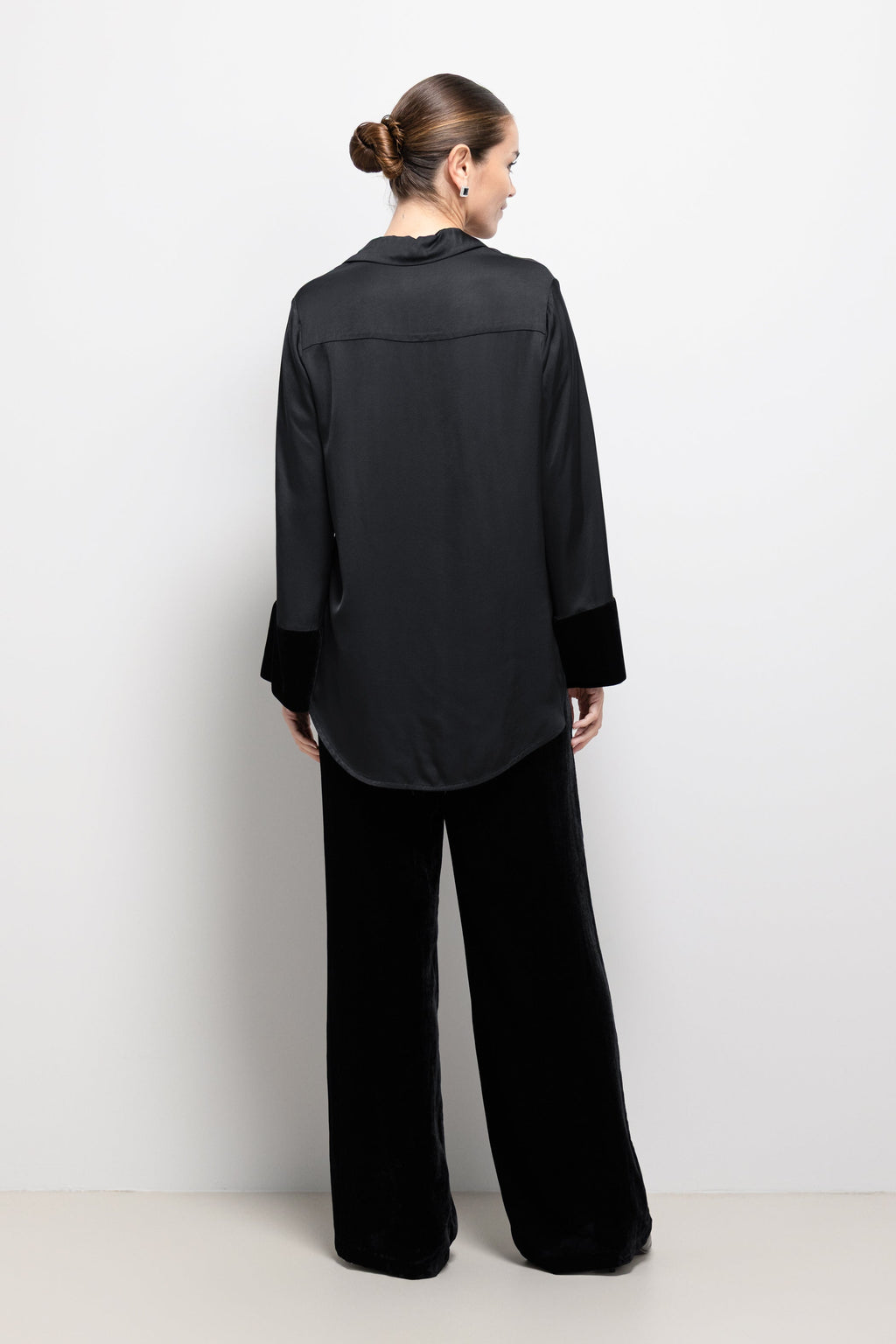 Caroline Velvet Cuff Shirt | Black