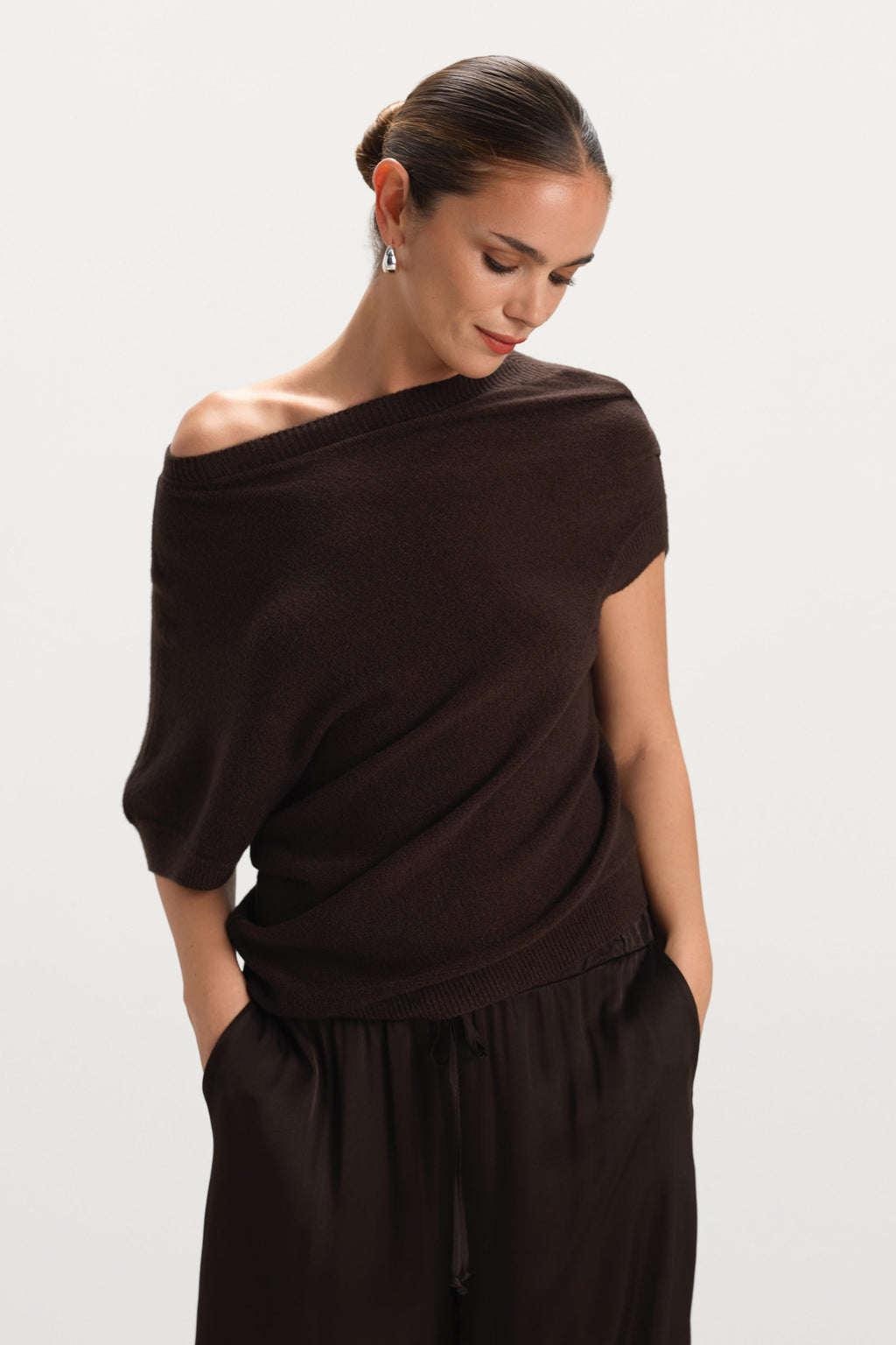 Vivienne Asymmetric Knit | Espresso Brown