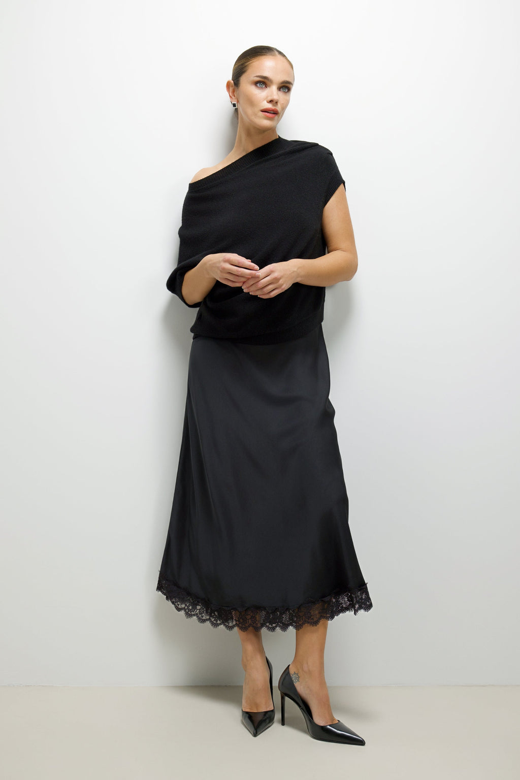 Sofia Lace Satin Skirt | Black