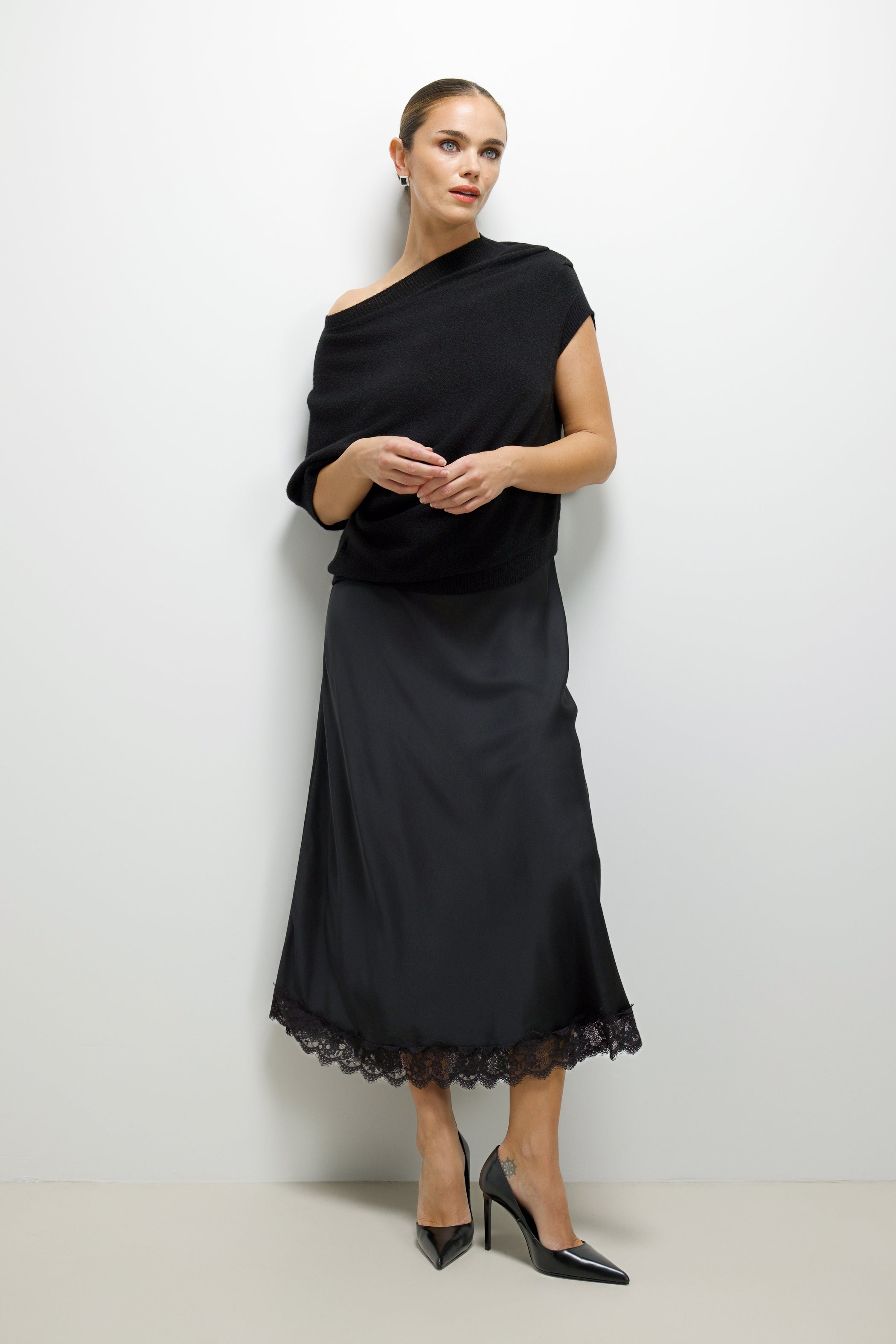 Sofia Lace Satin Skirt | Black